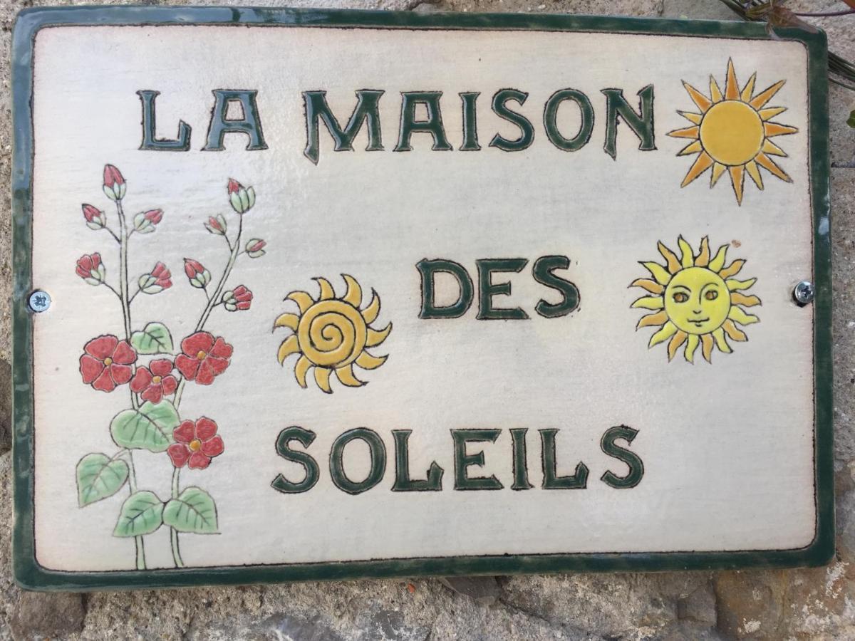Appartamento La Maison Des Soleils Soleilhas Esterno foto